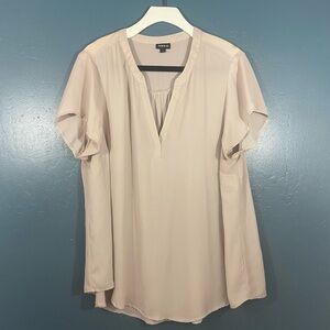 Torrid Women’s Georgette Beige Short Sleeve V-Neck Blouse Size 1X